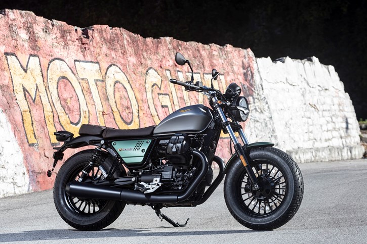 Moto Guzzi V9 Bobber Centenario